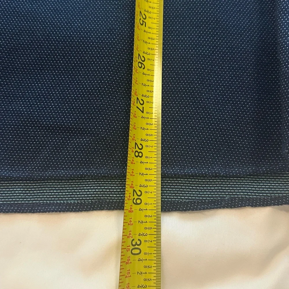 Van Heusen Never Tuck Classic Navy Button Down Shirt Size M - Picture 10 of 11